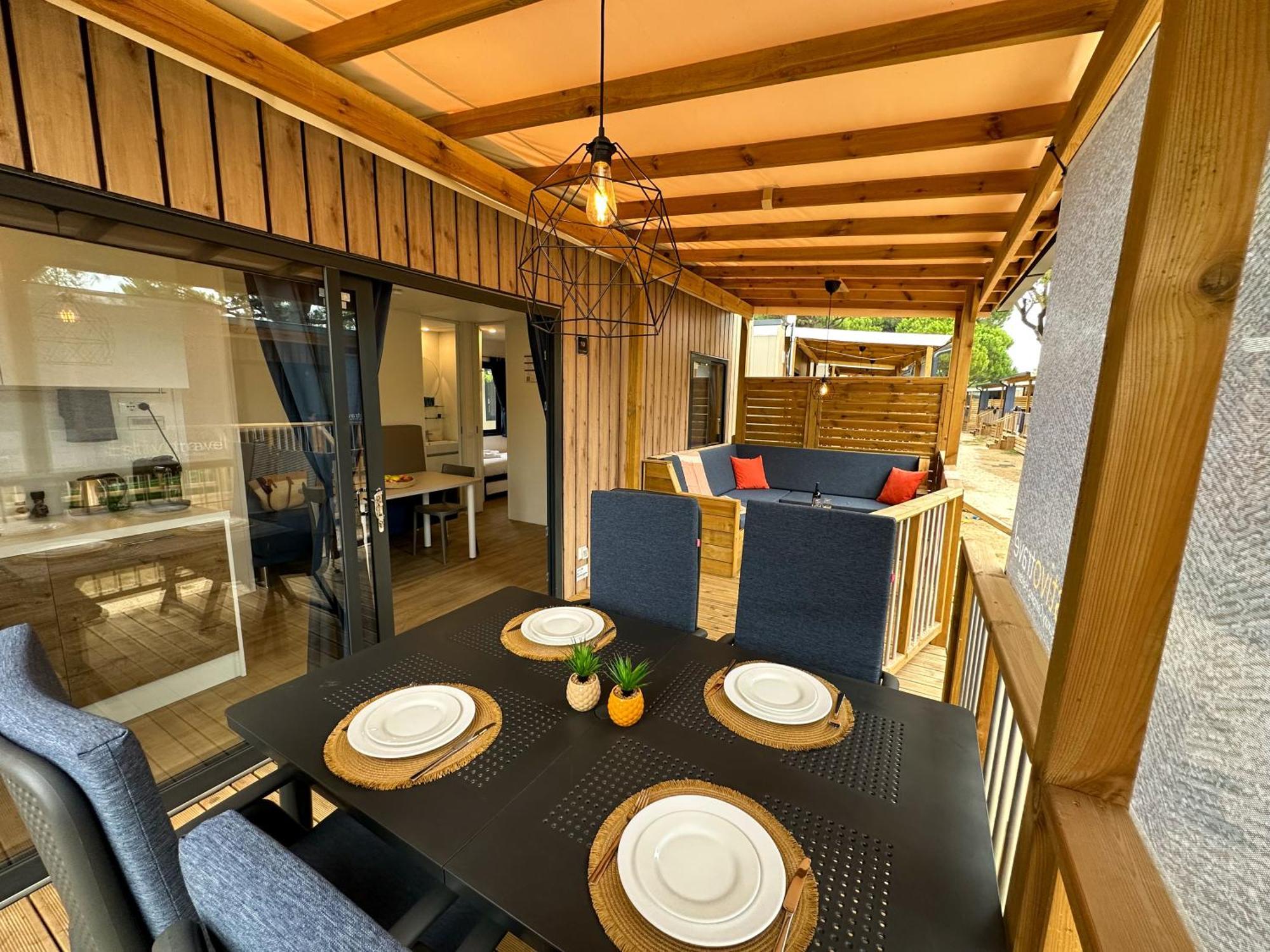 Estivo Premium Deluxe Mobile Homes On Camping Malibu Beach Lido di Jesolo Exteriör bild